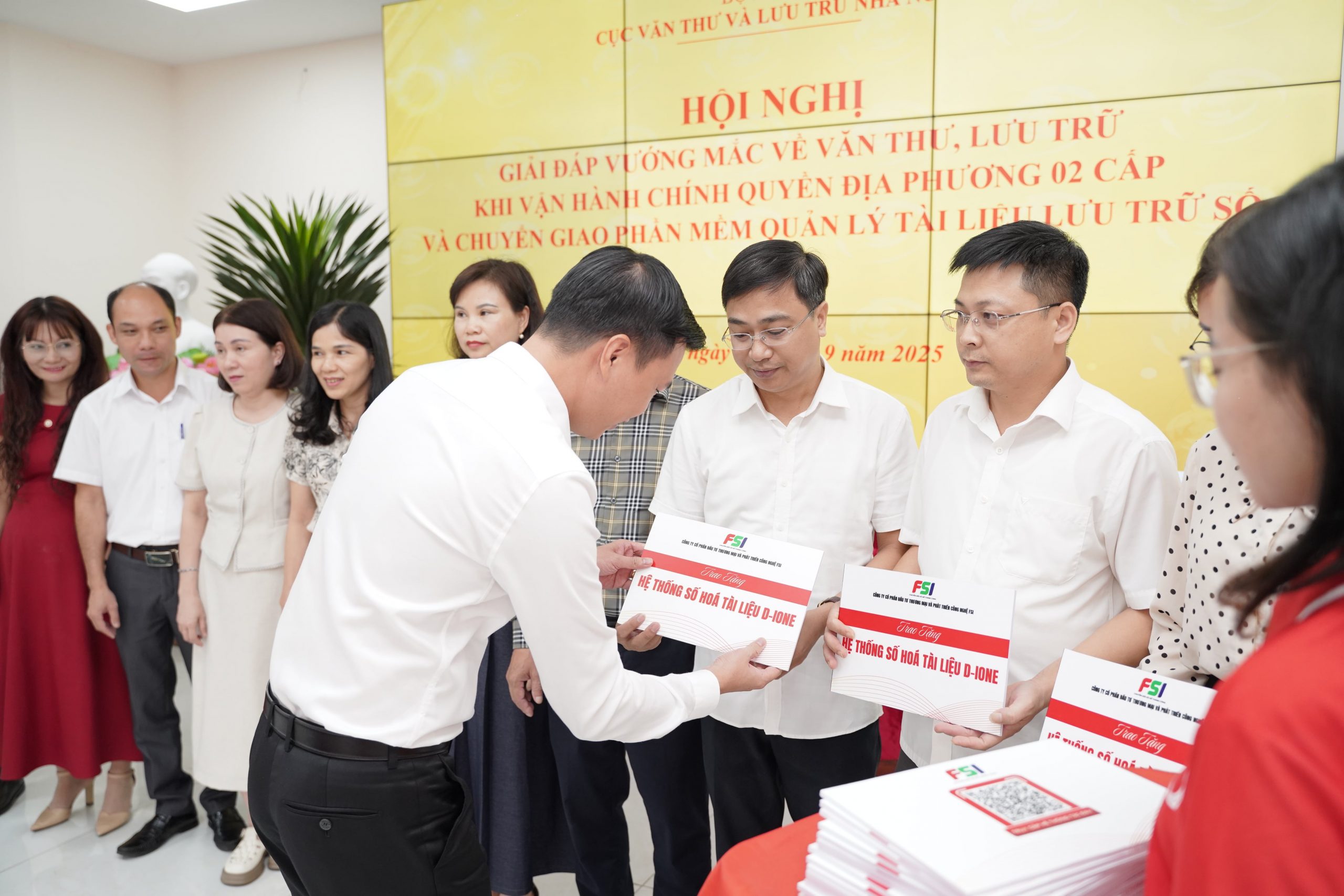 Hệ thống D-IONE