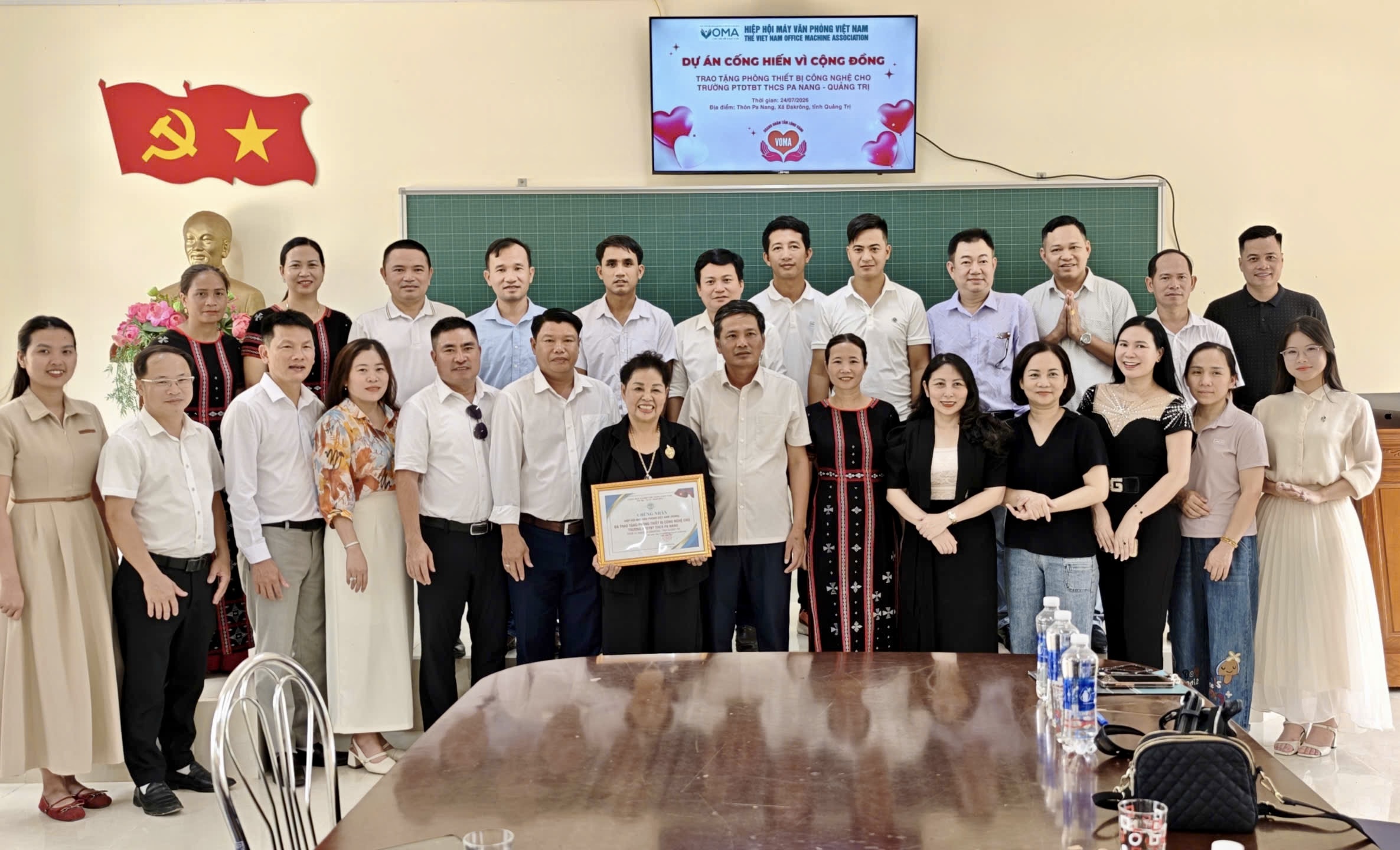 FSI đồng hành thúc đẩy chuyển đổi số giáo dục tại Trường PTDTBT THCS Pa Nang